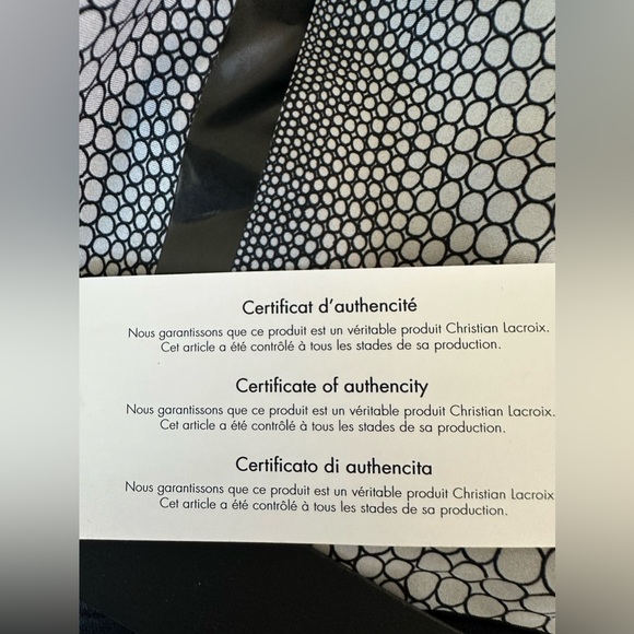 NWOT.  Christian Lacroix X- Ultracor Leggings Size Small - Picture 12 of 13